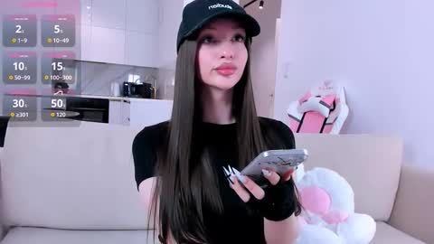 Snapshot of khloeforever chatting on 02-13-26, 08:38 khloe online show from 02-13-26, 08:38