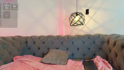 khloejohnson online show from 09-24-25, 07:06