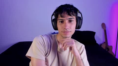 khozler_ online show from 02-11-25, 08:48