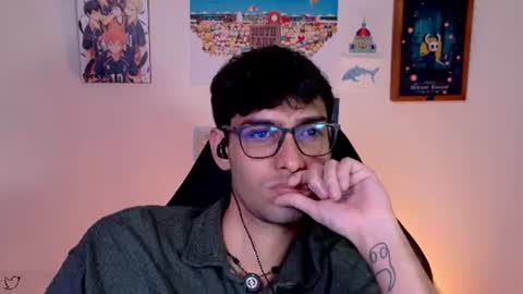 Snapshot of khozler_ chatting on 06-24-26, 02:10 khozler_ online show from 06-24-26, 02:10