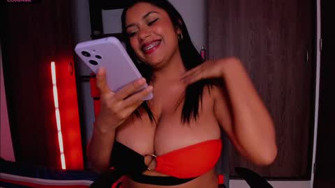 Snapshot of khris_secretary chatting on 01-26-25, 11:08 khris online show from 01-26-25, 11:08