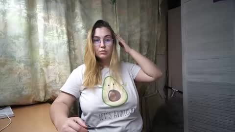 Snapshot of kianna_dior_ chatting on 12-13-24, 03:43 kianna_dior_ online show from 12-13-24, 03:43