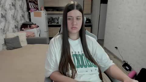 kianna_dior_ online show from 11-22-25, 05:12