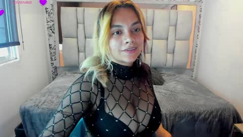 Snapshot of kiara_cruz__ chatting on 06-08-26, 07:47 kiara Cruz online show from 06-08-26, 07:47