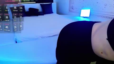 Kira online show from 09-08-25, 09:03