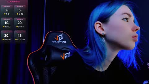 Kira online show from 10-06-25, 09:01