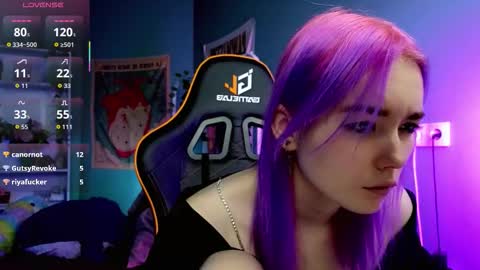 Kira online show from 10-18-25, 09:15