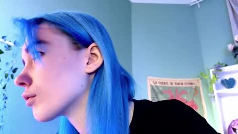 Kira online show from 12-03-25, 09:02