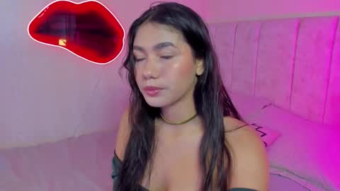 Snapshot of kiara_violet_ chatting on 03-04-26, 12:22 Kiara online show from 03-04-26, 12:22