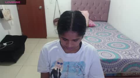 Kiara online show from 02-05-25, 01:04