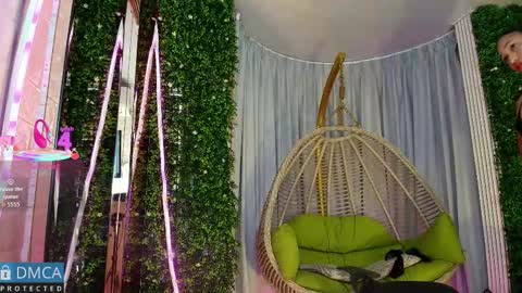 Kiara Zahiri online show from 09-15-25, 10:59