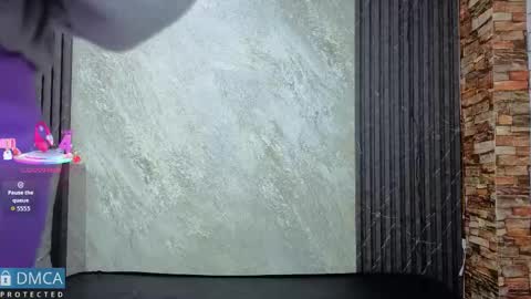 Kiara Zahiri online show from 10-15-25, 10:59