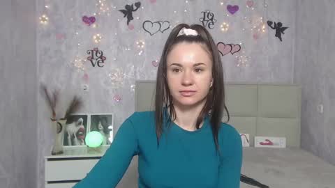 Kara online show from 03-10-25, 03:23