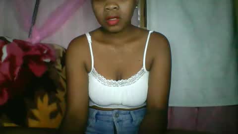 Snapshot of kiarah_69 chatting on 05-03-26, 02:12 kiarah 69 online show from 05-03-26, 02:12