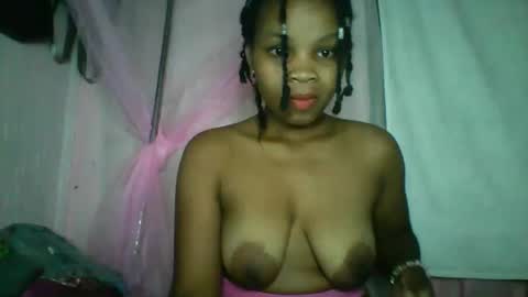 Snapshot of kiarah_69 chatting on 05-08-26, 08:47 kiarah 69 online show from 05-08-26, 08:47