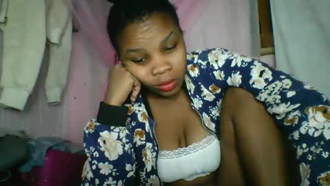 Snapshot of kiarah_69 chatting on 05-16-26, 11:03 kiarah 69 online show from 05-16-26, 11:03