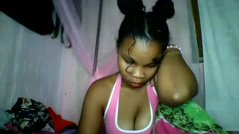 Snapshot of kiarah_69 chatting on 05-21-26, 08:27 kiarah 69 online show from 05-21-26, 08:27