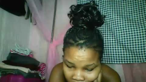 Snapshot of kiarah_69 chatting on 06-05-26, 05:07 kiarah 69 online show from 06-05-26, 05:07