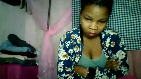 Snapshot of kiarah_69 chatting on 06-06-26, 08:52 kiarah 69 online show from 06-06-26, 08:52