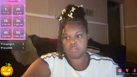 Snapshot of kiarasugars chatting on 10-30-25, 01:29 KiaraSugars online show from 10-30-25, 01:29