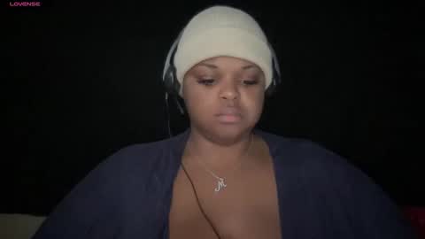 KiaraSugars online show from 01-16-26, 01:15