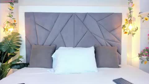 kiarha  online show from 11-11-25, 03:06