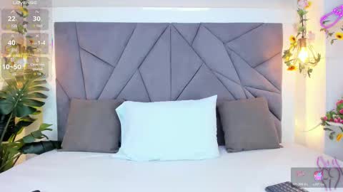 kiarha  online show from 11-12-25, 03:18