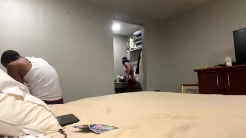 HunneysPlayRoom online show from 02-17-25, 09:35