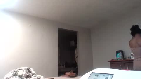 HunneysPlayRoom online show from 02-21-25, 05:46