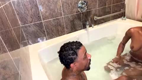 HunneysPlayRoom online show from 01-18-26, 11:30