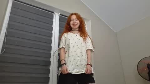 Sarah online show from 04-10-26, 04:12