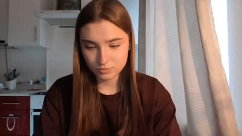 Snapshot of kierstentates chatting on 04-23-26, 12:51 Ola my name is Lissa Lets hit 10 Thumbs Up together online show from 04-23-26, 12:51