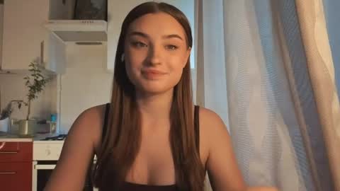 Snapshot of kierstentates chatting on 06-05-26, 02:34 Ola my name is Lissa Lets hit 10 Thumbs Up together online show from 06-05-26, 02:34