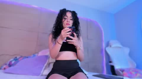 KIM COOPER online show from 12-22-25, 11:07