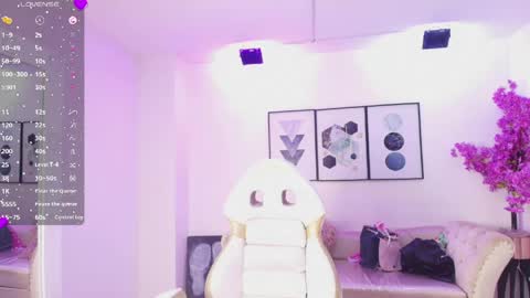Snapshot of kiitty__meow chatting on 05-21-26, 12:34 Kitty online show from 05-21-26, 12:34
