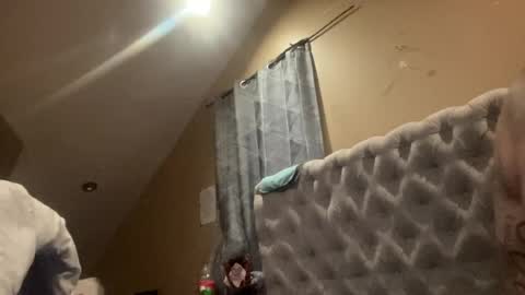 Snapshot of kikelst138513 chatting on 08-02-26, 03:05 kikelst138513 online show from 08-02-26, 03:05