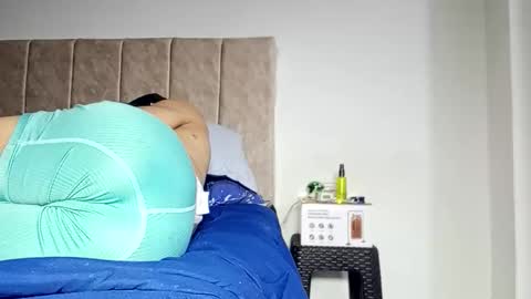 Snapshot of kikeortiz1808 chatting on 02-14-26, 05:48 C e v o 1824 online show from 02-14-26, 05:48