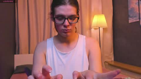 Snapshot of kiki_krash chatting on 04-23-26, 10:14 Kiki online show from 04-23-26, 10:14