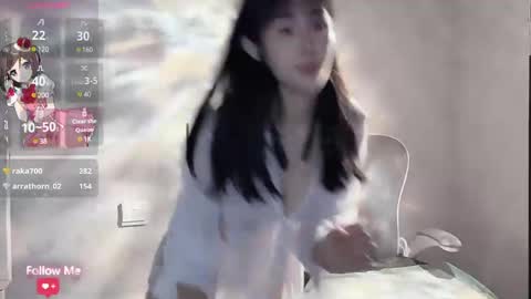 Snapshot of kiki_loveu chatting on 12-21-24, 11:44 kiki_loveu online show from 12-21-24, 11:44