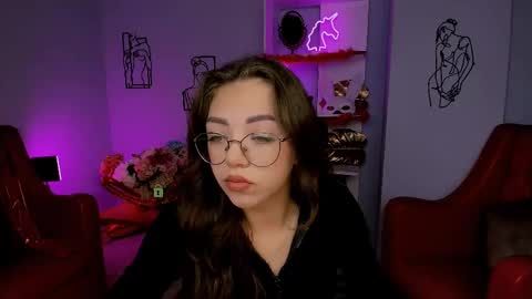 Snapshot of kiki_swan chatting on 03-05-25, 07:49 kiki_swan online show from 03-05-25, 07:49