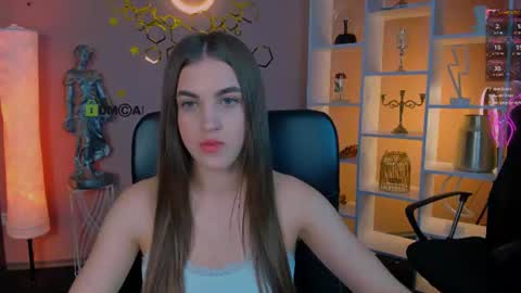 Snapshot of kiki_swan chatting on 06-30-26, 12:28 kiki_swan online show from 06-30-26, 12:28