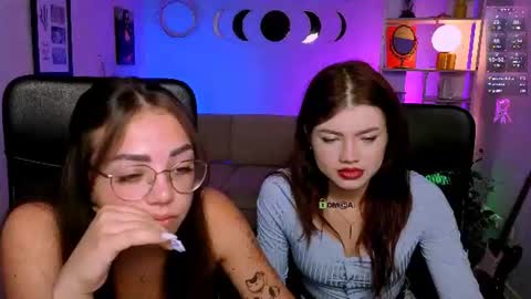 Snapshot of kiki_swan chatting on 07-06-26, 07:16 kiki_swan online show from 07-06-26, 07:16