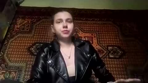 kikibang_ online show from 11-17-25, 08:20