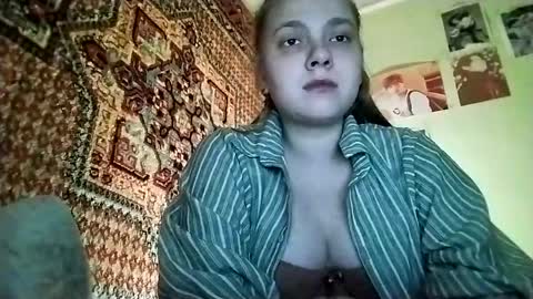 kikibang_ online show from 03-29-26, 07:25