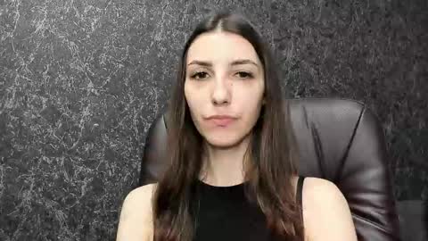 Mika and Miranda online show from 09-23-25, 03:59