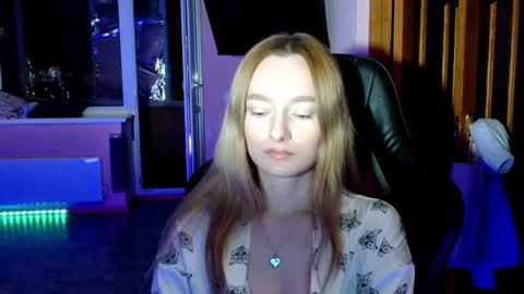 Mika and Miranda online show from 03-25-26, 06:58