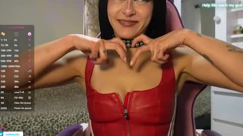 Snapshot of kikilepetite chatting on 11-12-25, 07:03 kiki online show from 11-12-25, 07:03