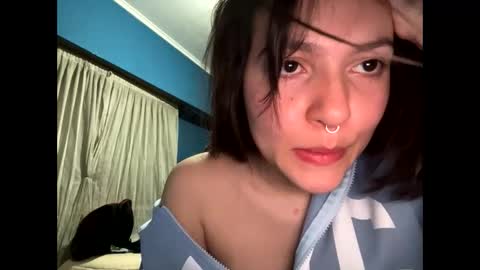 kikilove15 online show from 05-01-26, 02:27
