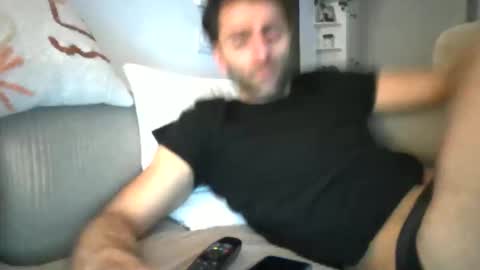 Snapshot of kikkus01 chatting on 03-08-25, 05:01 kikkus01 online show from 03-08-25, 05:01