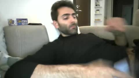 Snapshot of kikkus01 chatting on 10-21-25, 07:31 kikkus01 online show from 10-21-25, 07:31